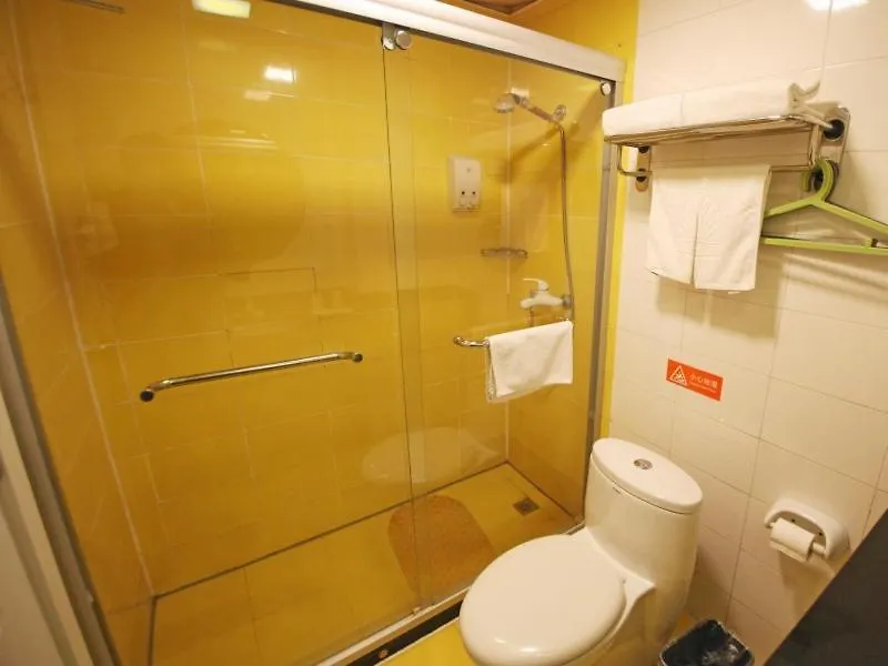 Greentree Alliance Suzhou Guanqian Street Chayuanchang Metro Station Hotel 3*, Сучжоу Китай