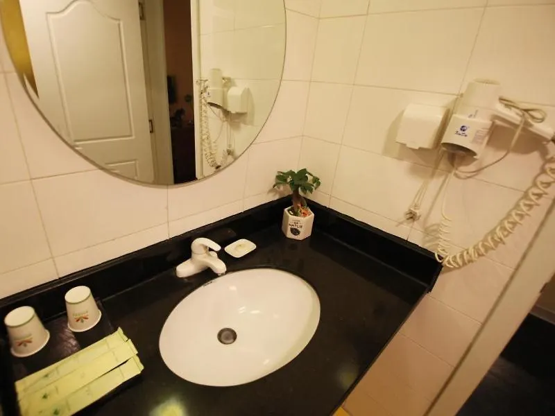 Greentree Alliance Suzhou Guanqian Street Chayuanchang Metro Station Hotel
